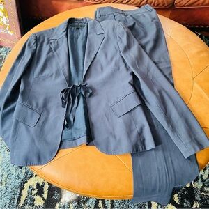 Beautiful Women’s Lined Suit in Blue Sandra Angelozzi